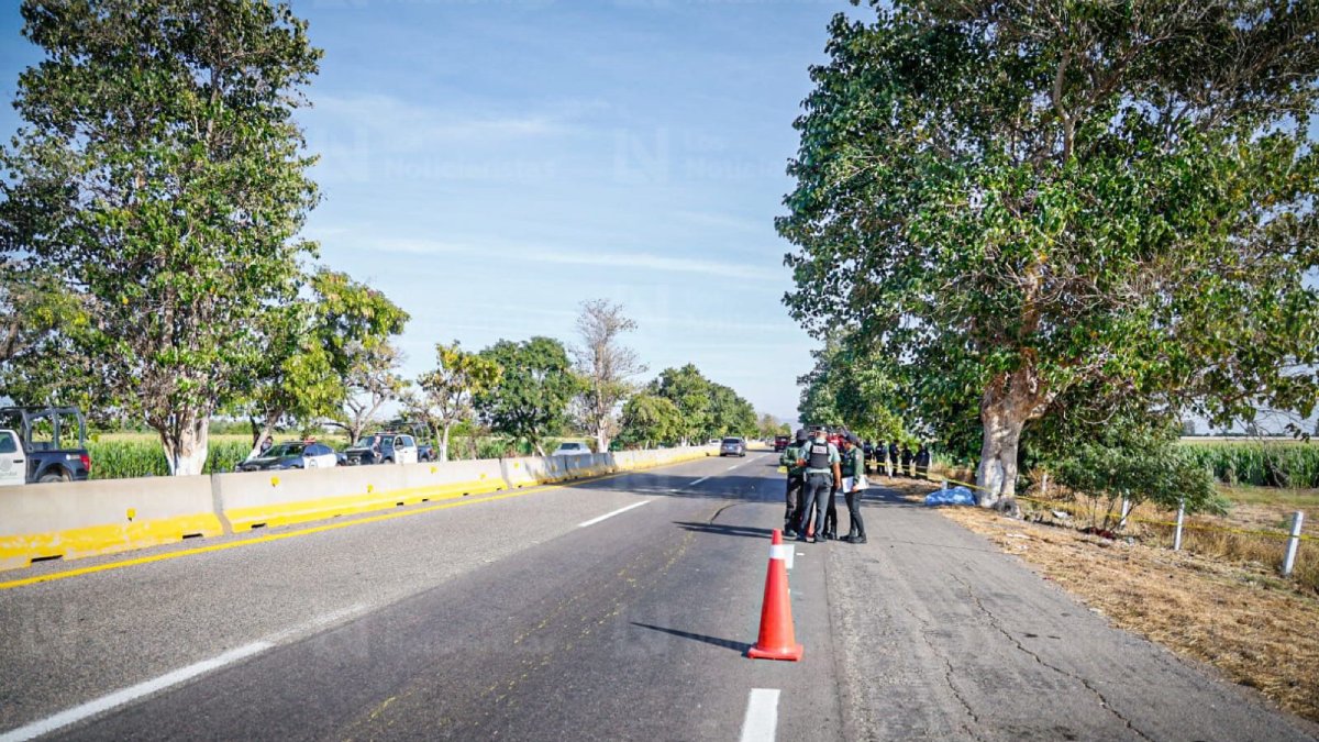 dos hombres ejecutados sobre la costera en culiacan carretera