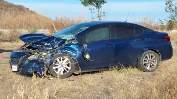 Fuerte choque deja a dos mujeres lesionadas en Guamúchil, Sinaloa