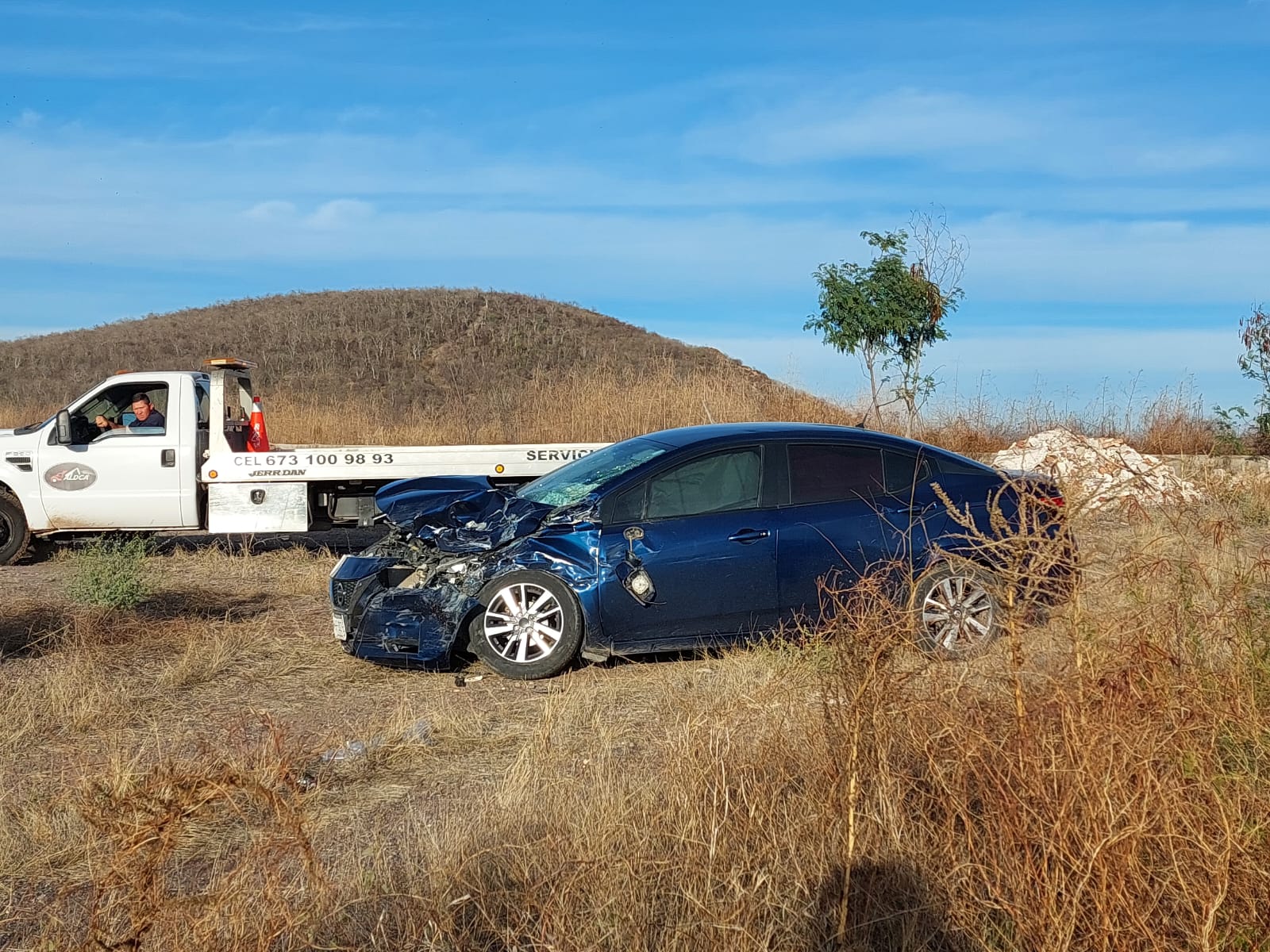 Dos mujeres lesionadas en fuerte choque en Guamúchil