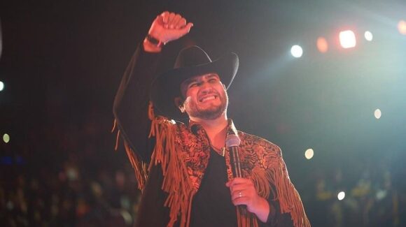 Edén Muñoz anuncia concierto en la Plaza de Toros de la CDMX