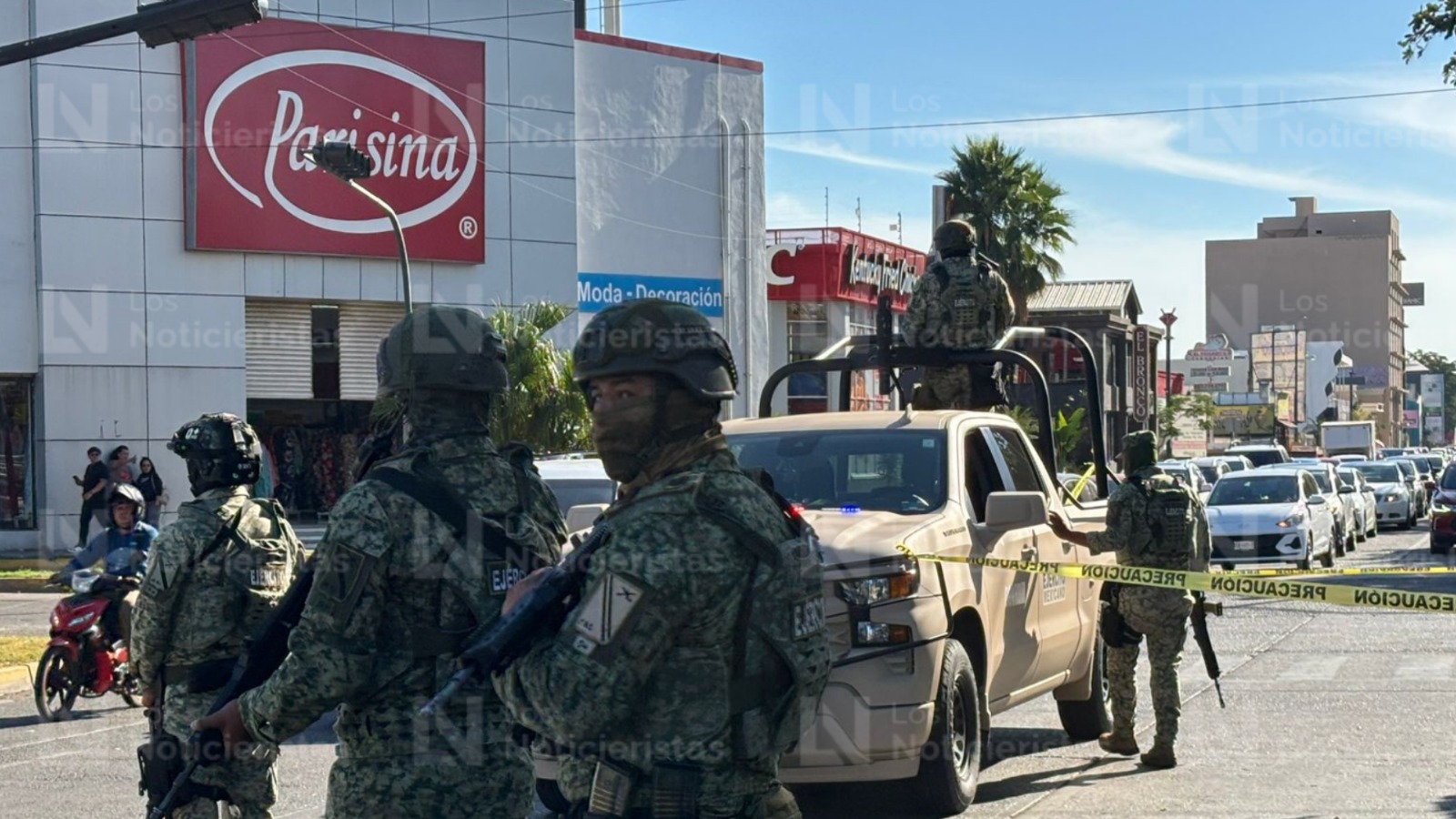 Ejecutan a balazos a limpiavidrios en Tres Ríos en Culiacán