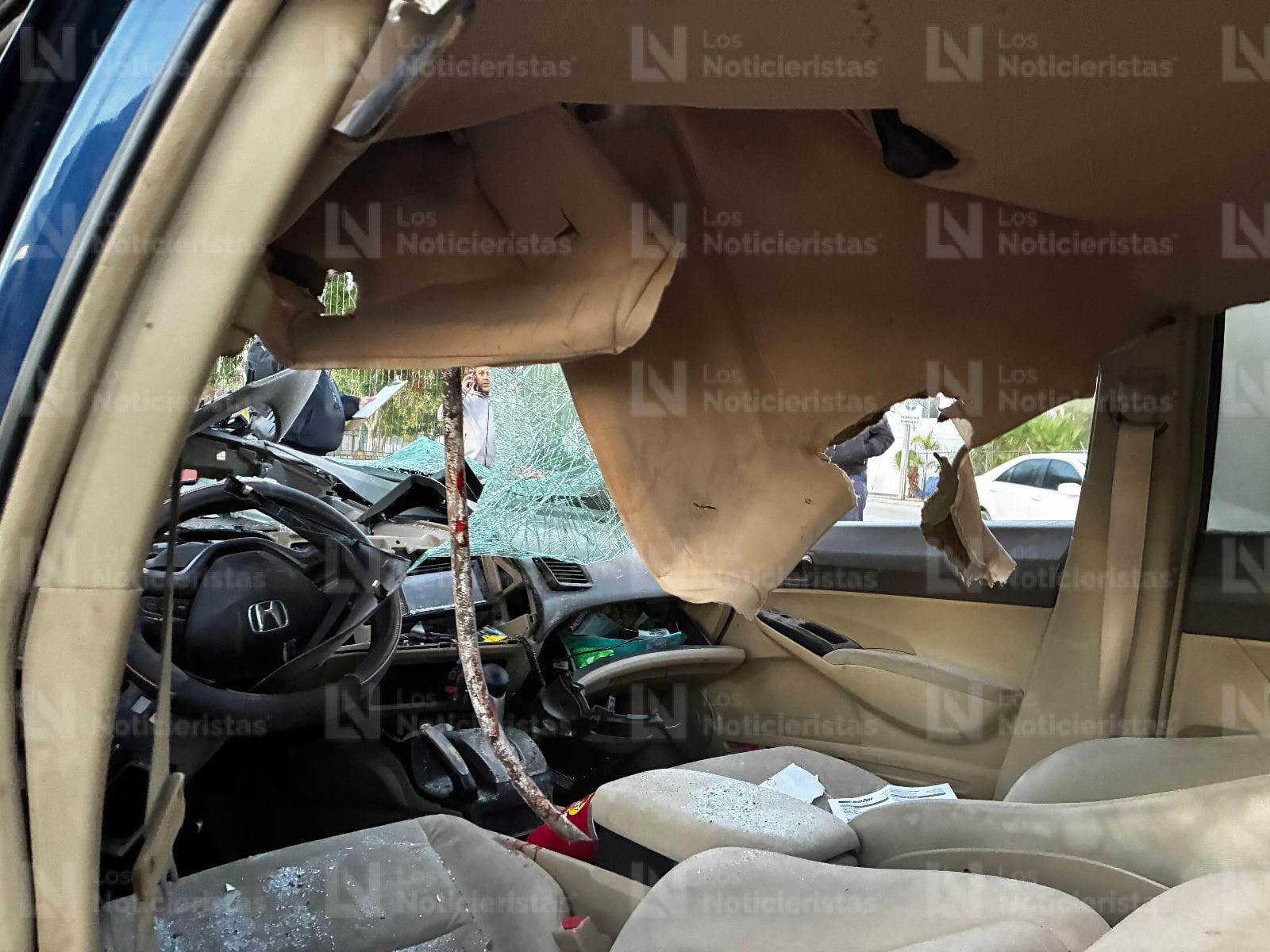 el aparatoso accidente por fortuna no paso a mayores