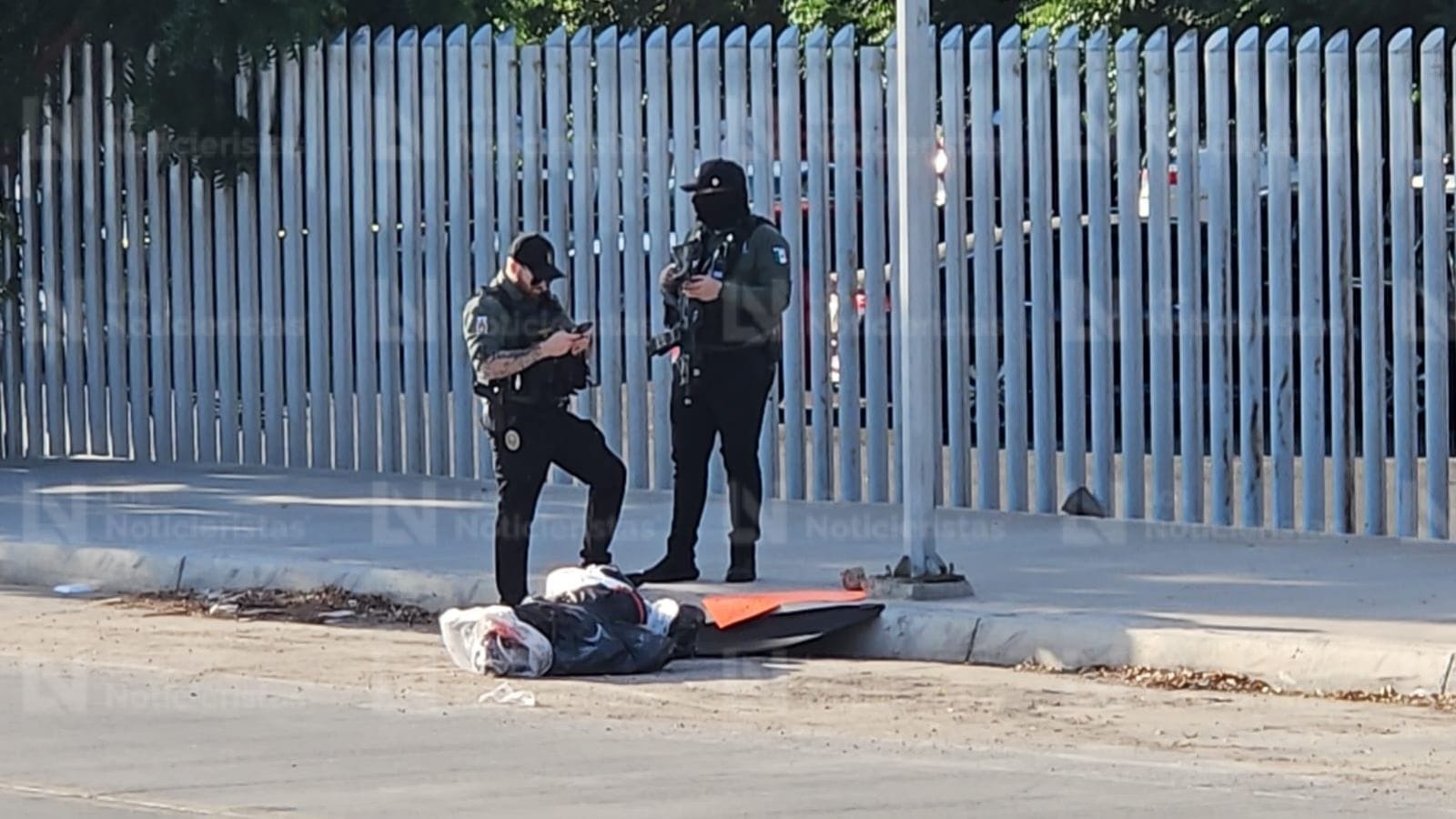 el cuerpo fue arojado sobre un callejon del congreso