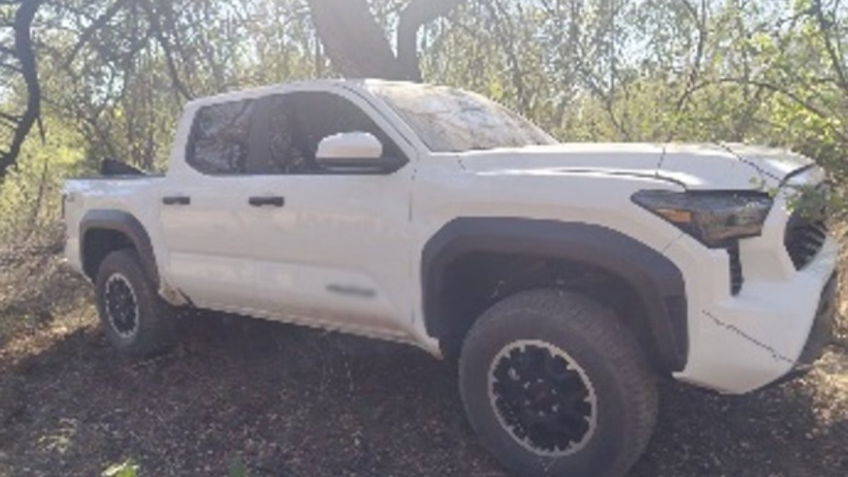 el mantecas detenido en badiraguato sinaloa camioneta blanca