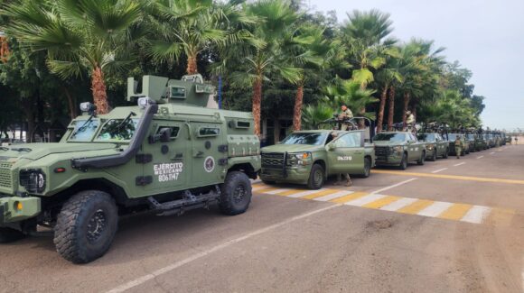 Refuerzan seguridad en Culiacán y Mazatlán, Sinaloa con arribo masivo de 1,600 elementos del Ejército