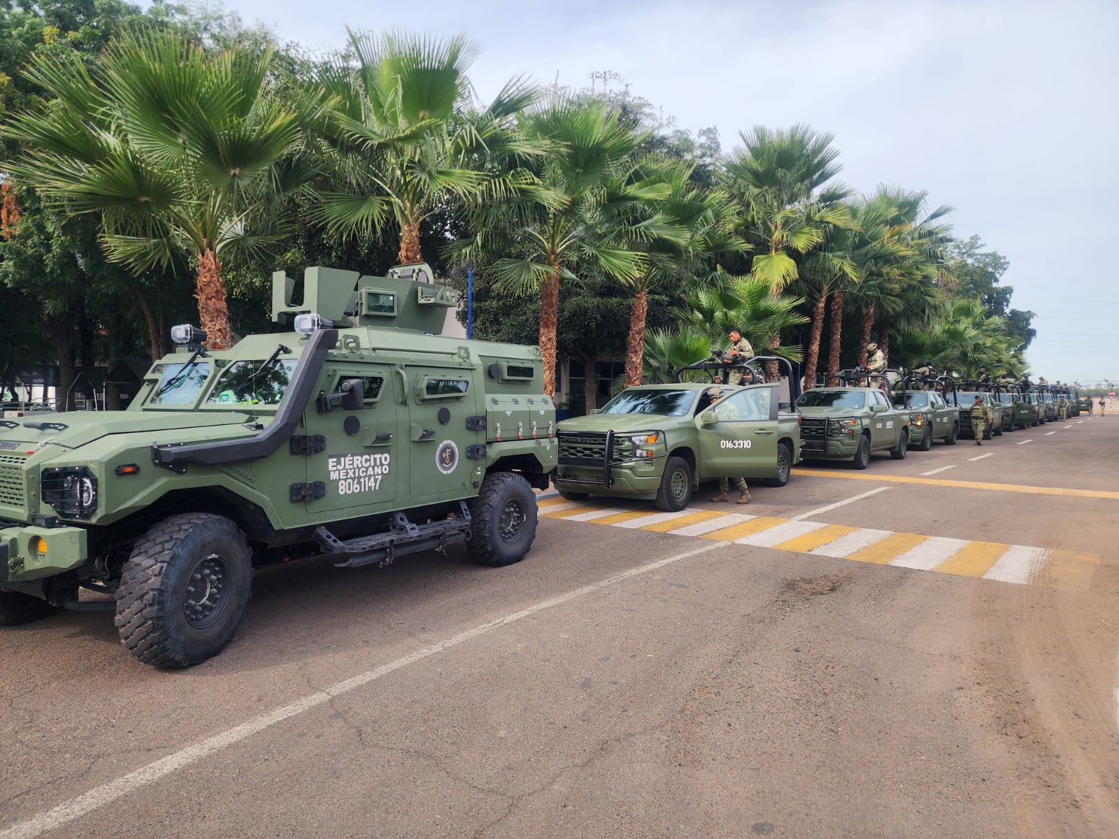 Elementos del Ejército Mexicano llegan a Culiacán y Mazatlán