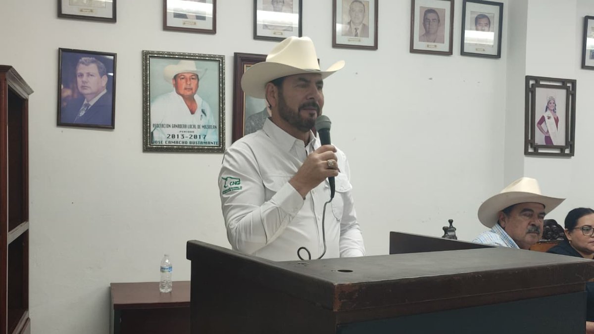 eligen a jose antonio lizarraga por otro periodo de la asociacion ganadera mazatlan