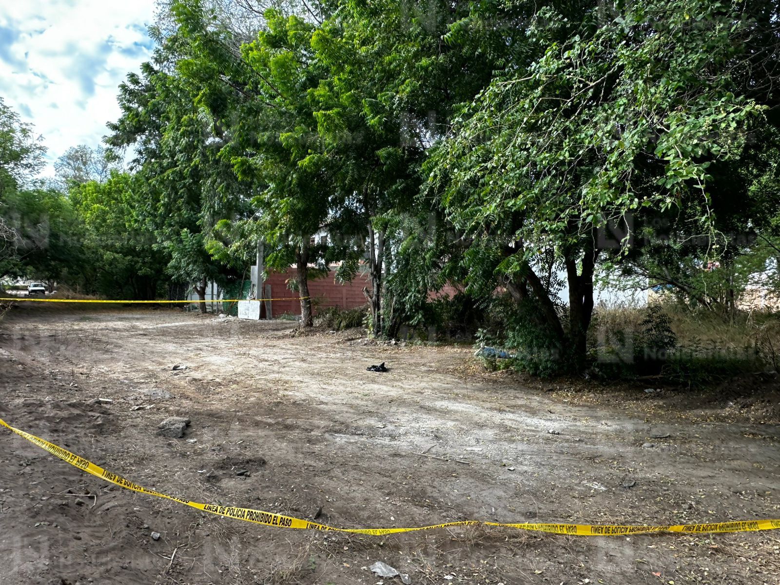 Encintado localizan asesinado a un hombre en Villas del Río en Culiacán
