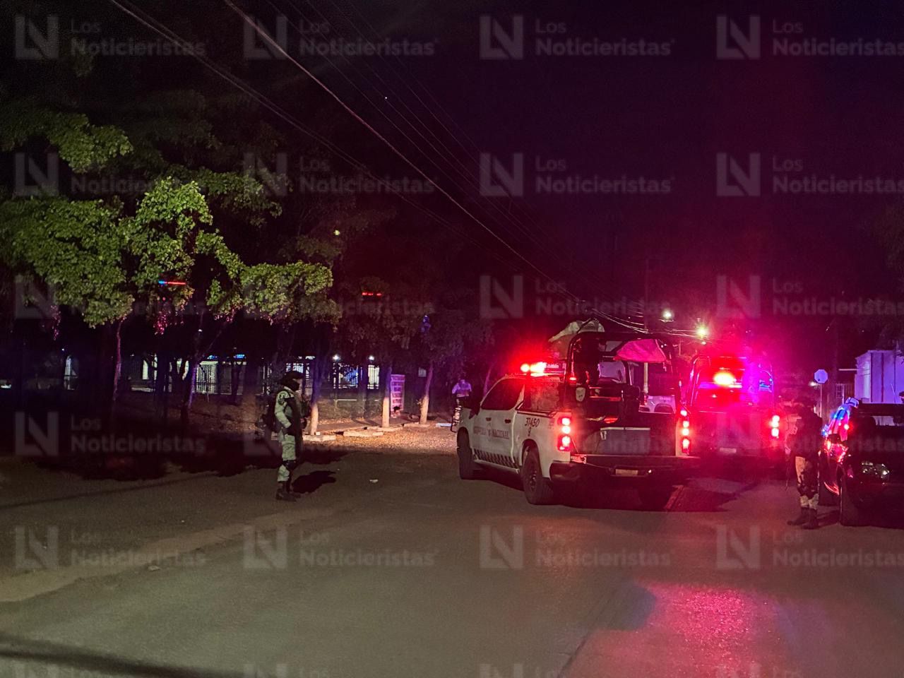 Encuentran a hombre sin vida en barda de Centro de Barrio de la Lombardo Toledano, en Culiacán