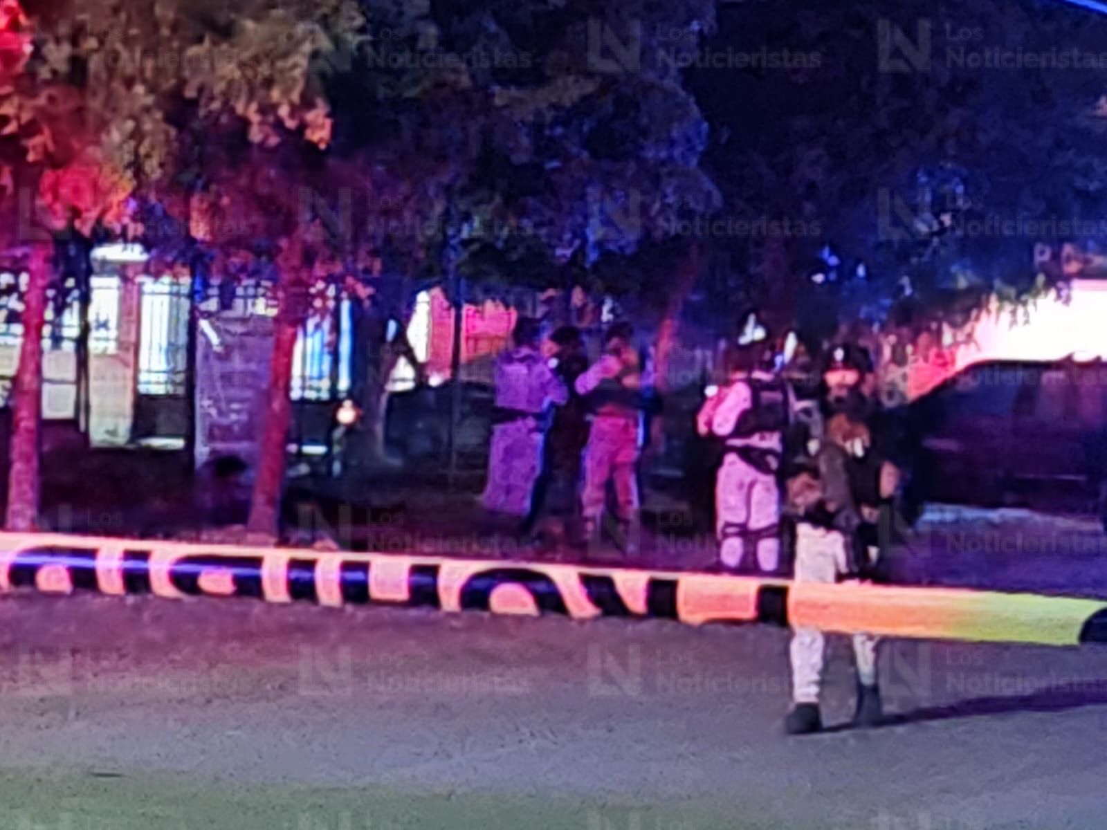 Encuentran a hombre sin vida en barda de Centro de Barrio de la Lombardo Toledano, en Culiacán