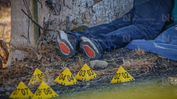 Encuentran ejecutados a dos hombres sobre La Costera en Culiacán, Sinaloa