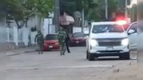 Secretario de Seguridad resulta ileso tras enfrentamiento en Terranova, Culiacán; chocan a padre y sus hijos