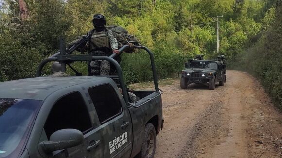 Enfrentamientos y explosiones sacuden este domingo 11 de enero, la sierra de San Ignacio, Sinaloa; Defensa despliega operativo