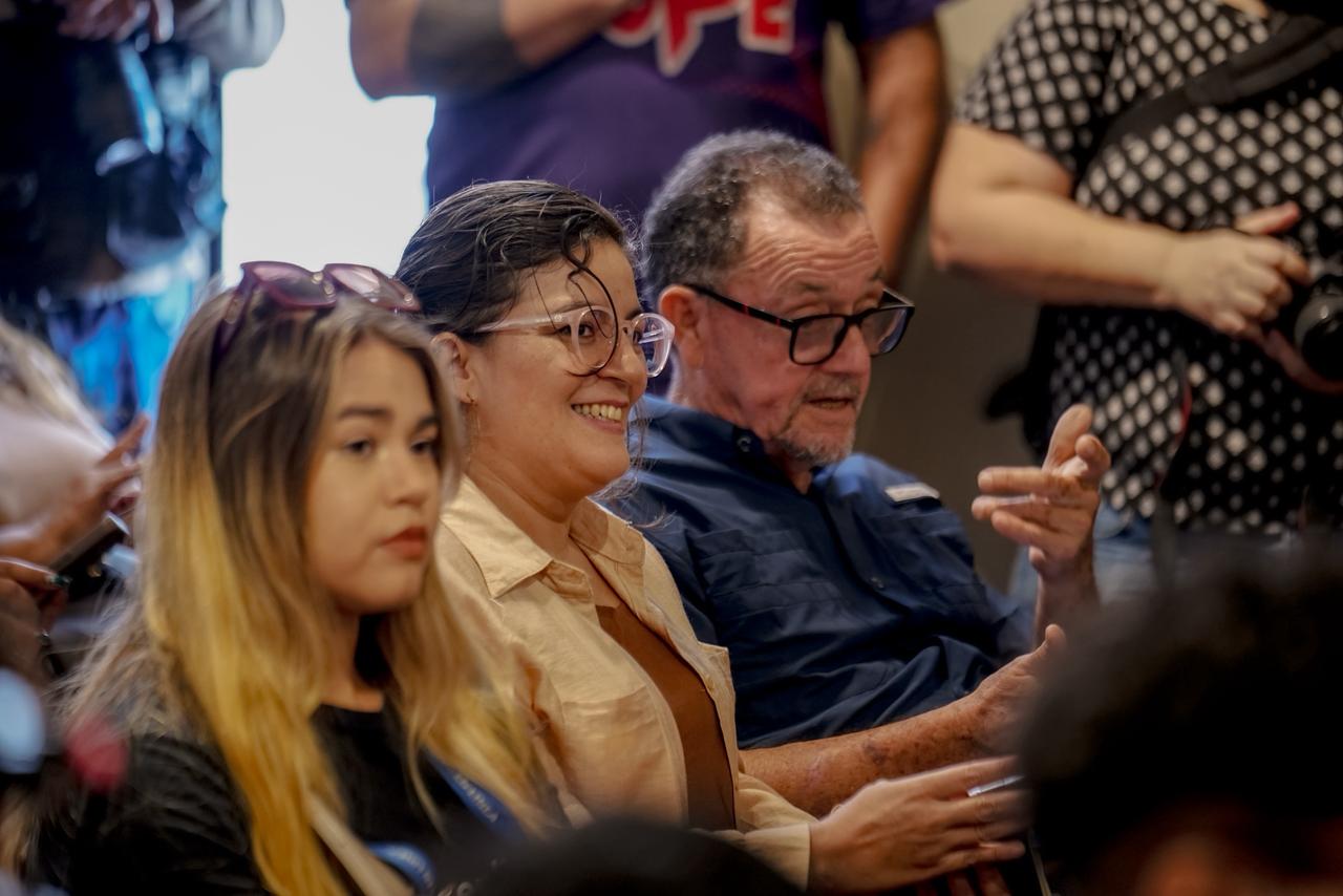 Entrega de los premios Clemente Isaura y Mazatlán de Literatura 2026