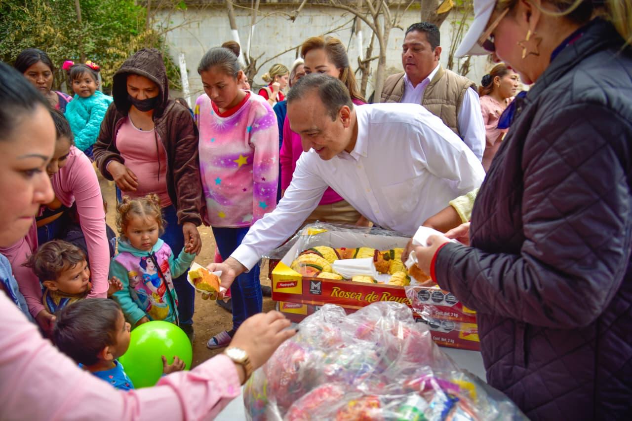 Entregan alcantarillado sanitario en Goros Pueblo, en Ahome