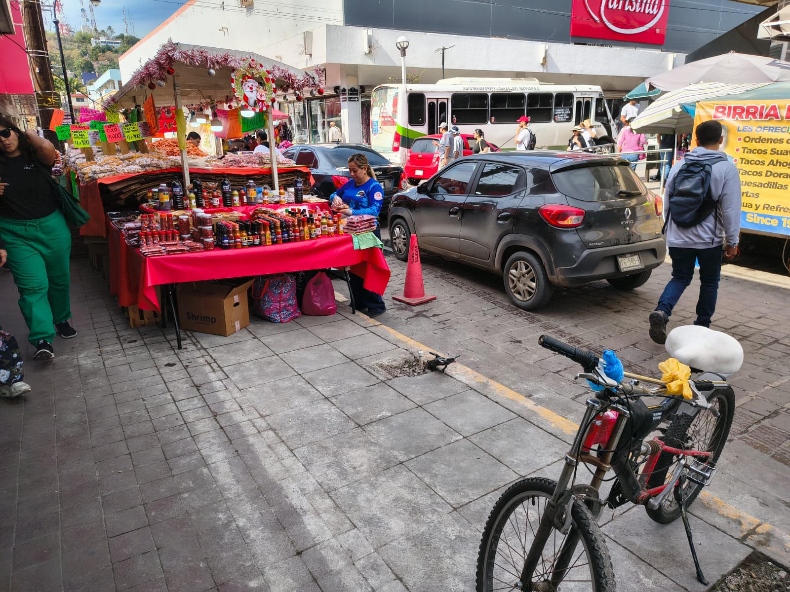espacio recuperado por los locatarios