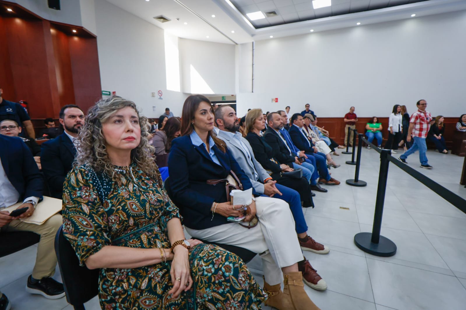 Feliciano Castro Meléndrez compareció ante Diputados integrantes de la 65 Legislatura en el Congreso del Estado de Sinaloa