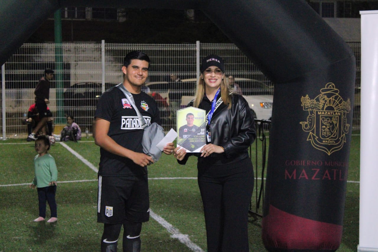 Con intensidad se vive la gran final del torneo de futbol rápido patrocinado por Hersa Corporativo, en Mazatlán