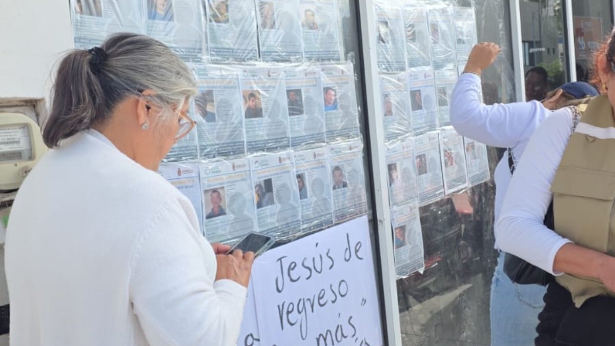 fiscalia general del estado colectivas toman las calles