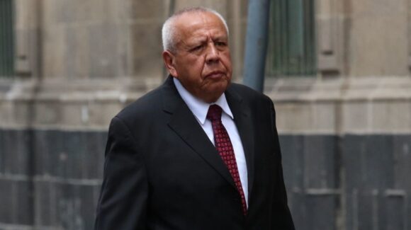 Sheinbaum reacciona a la llegada de Francisco Garduño a la SEP, quien fue investigado por incendio en centro migrante