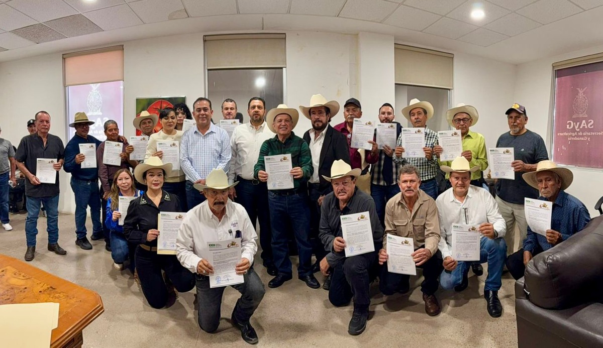 Francisco Meza rinde protesta como presidente de la Central Campesina Independiente