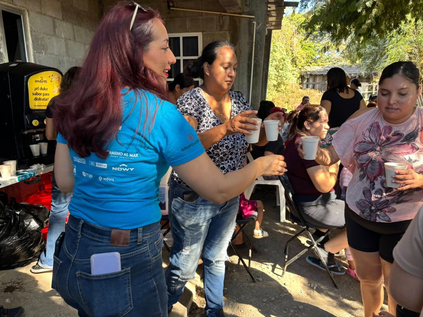 Fundación Grupo Alerta lleva alegría niños de Mazatlán por Día de Reyes