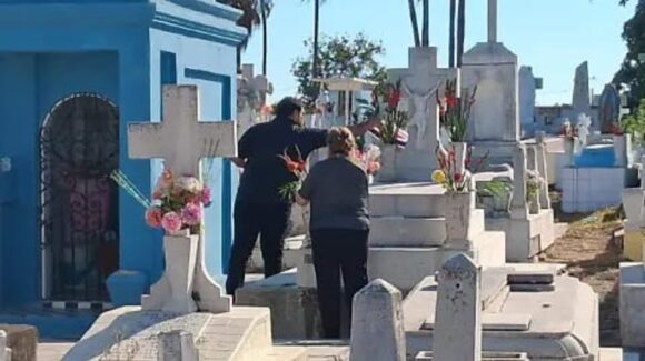 ‘Nos quedan dos años más’; garantiza Estrella Palacios el nuevo panteón de Mazatlán, Sinaloa