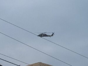 Helicópteros sobrevuelan en diferentes zonas de Culiacán.
