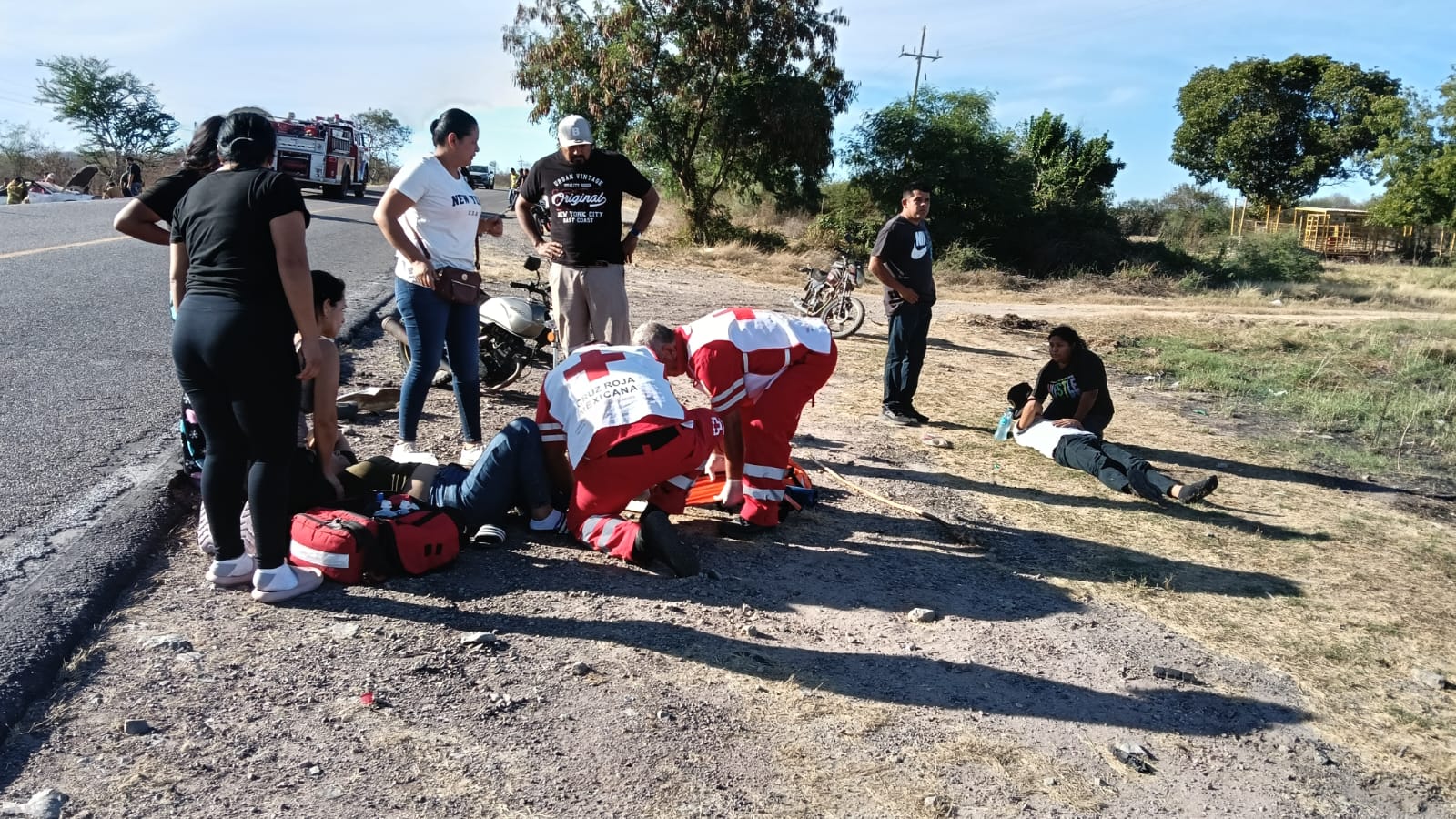 heridos tras choque entre auto y moto en pericos mocorito