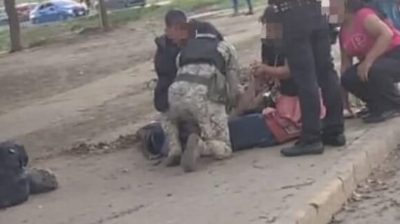 ¡Asalto termina en infarto! Hombre es auxiliado por militar en Mazatlán, Sinaloa
