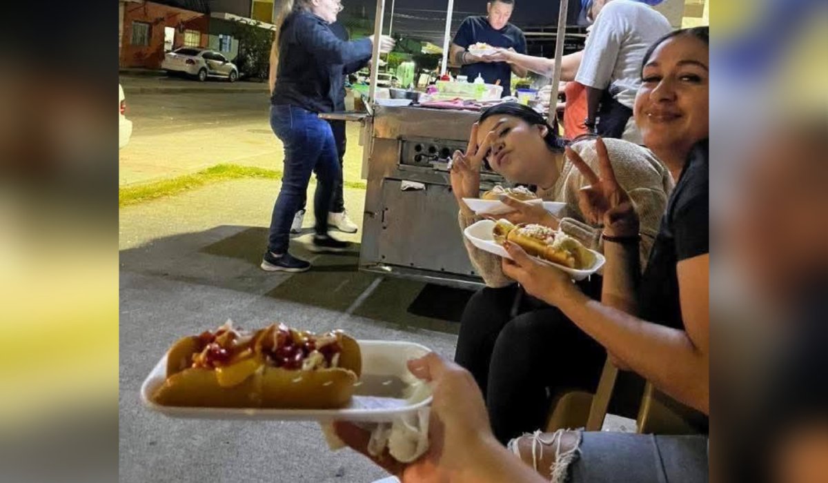 Hot dogs de don Tino en Mazatlán