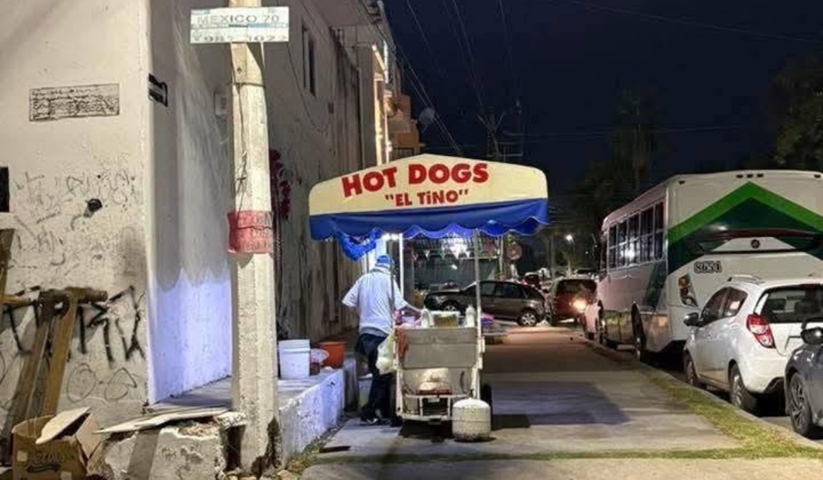 Hot dogs de don Tino en Mazatlán