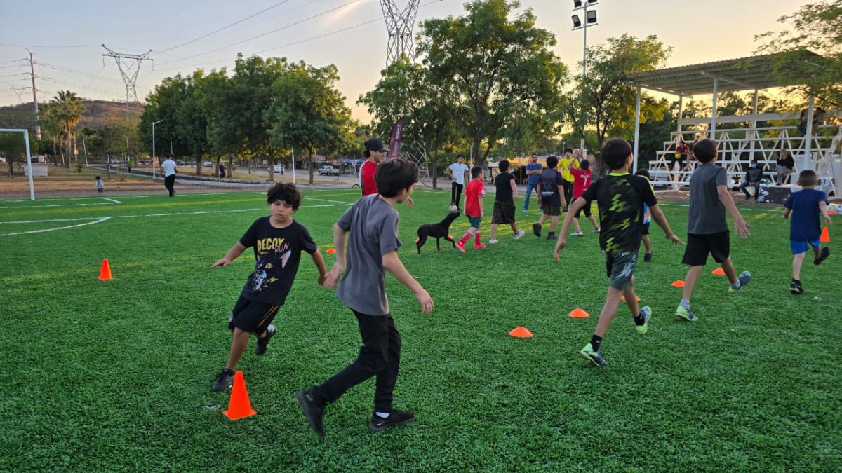 imdec inaugura escuelita municipal de futbol gratuita en culiacan sin
