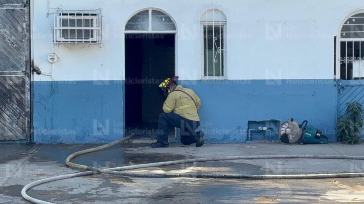 incendio de bodega de aceites en la insurgentes de los mochis lugar