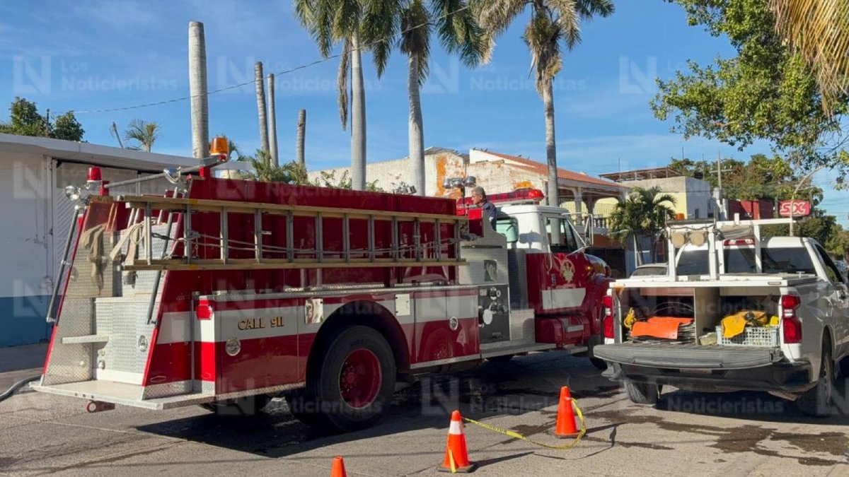 incendio de bodega de aceites en la insurgentes de los mochis sin