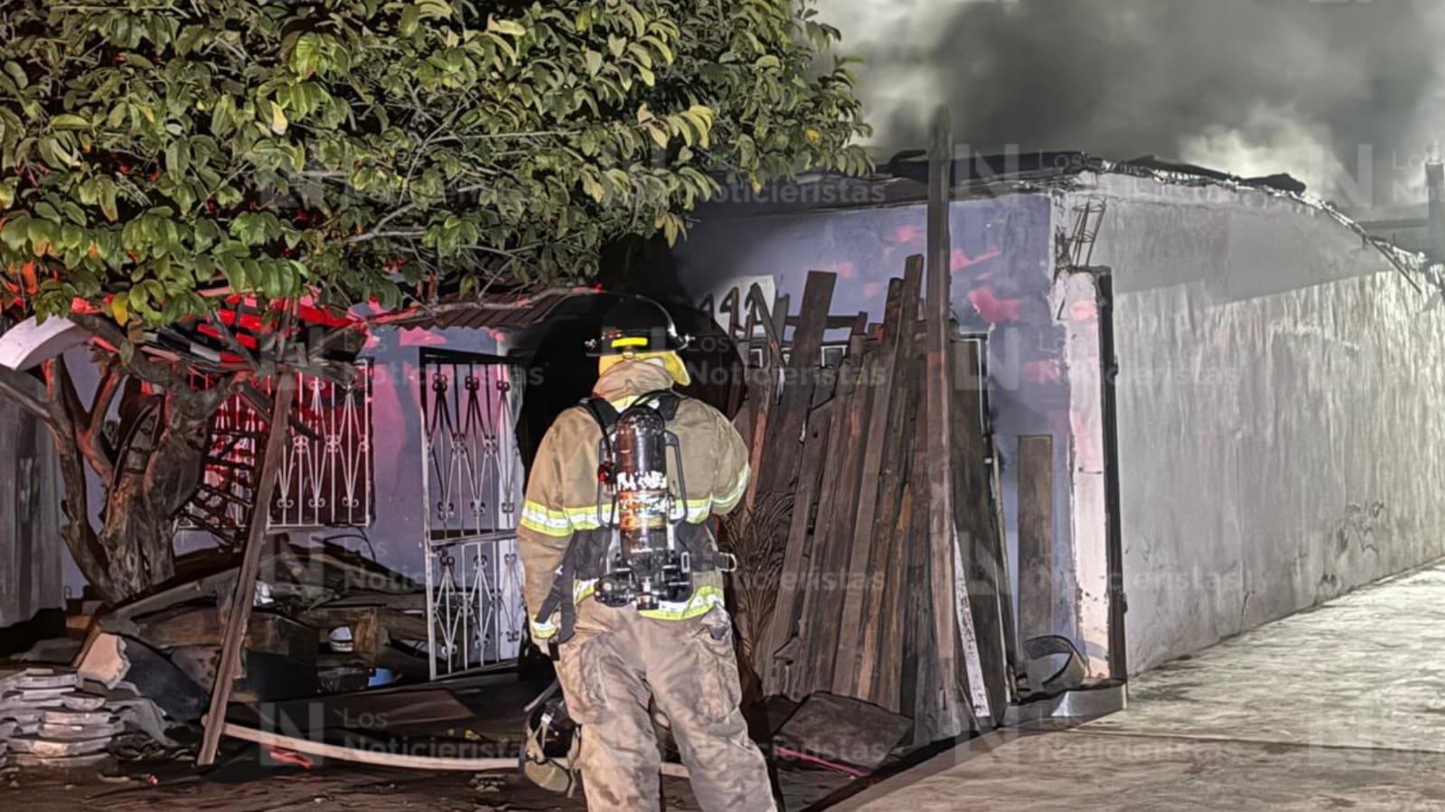Incendio de carpintería en Los Mochis
