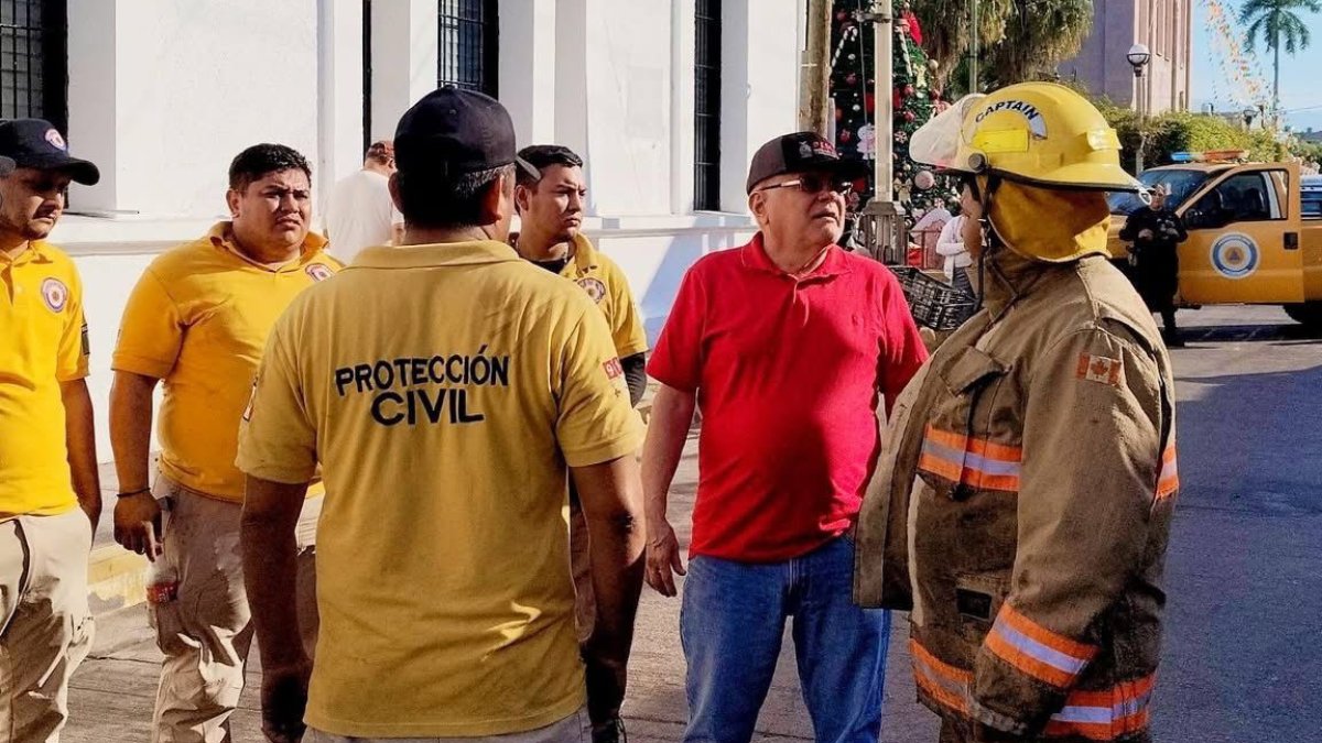 incendio en muebleria en el centro de escuinapa sinaloa