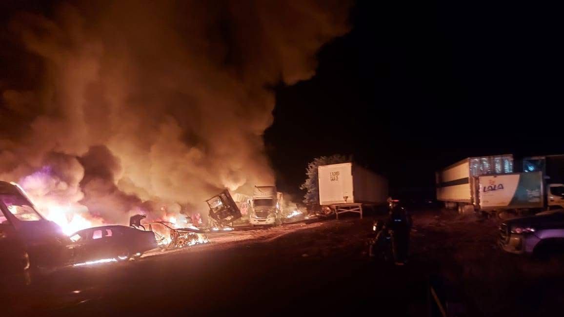 Incendio en pensión vehicular de Mazatlán, Sinaloa