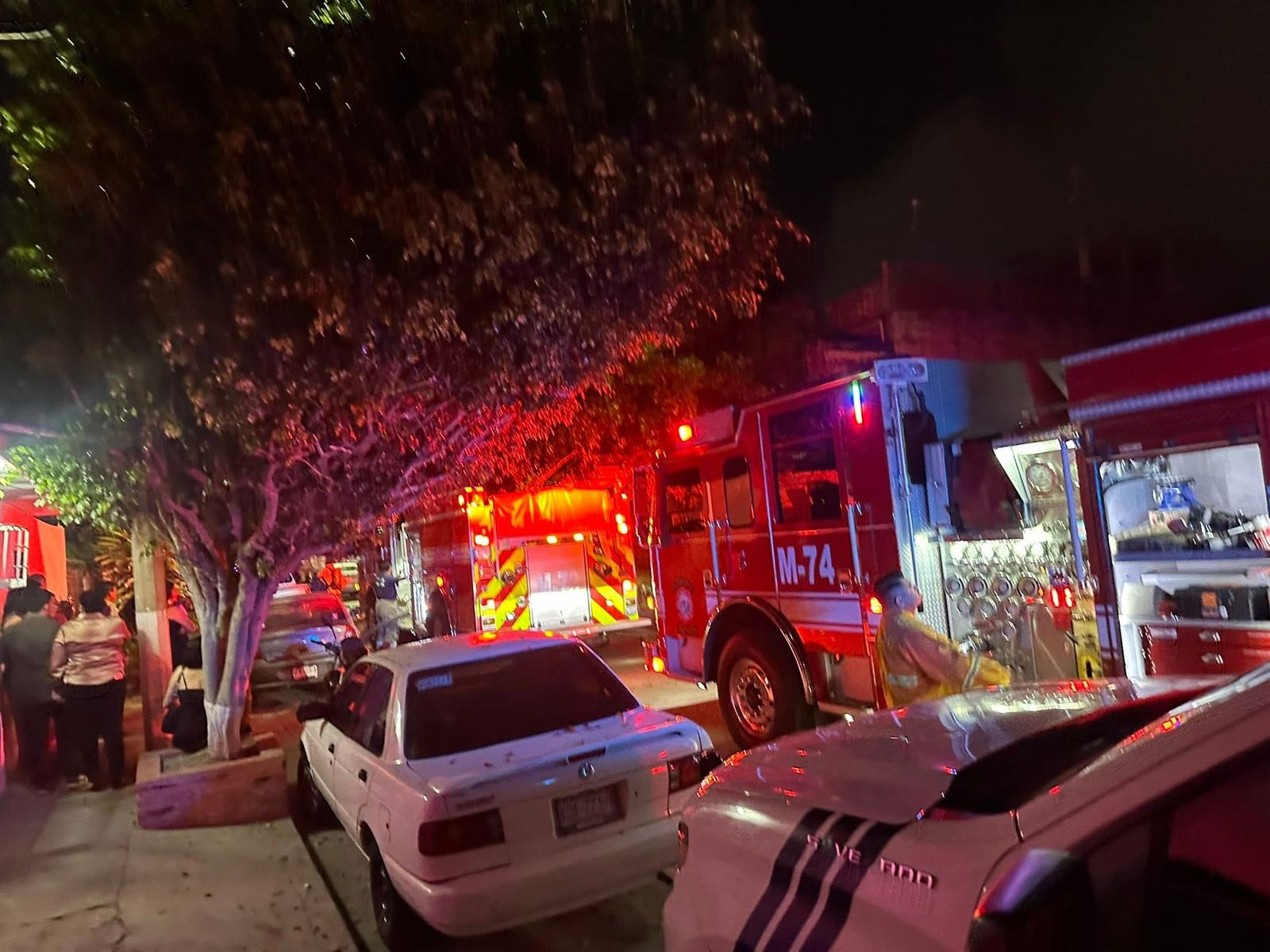 intensa jornada vivio el cuepo de bombero al inicio de este 2026