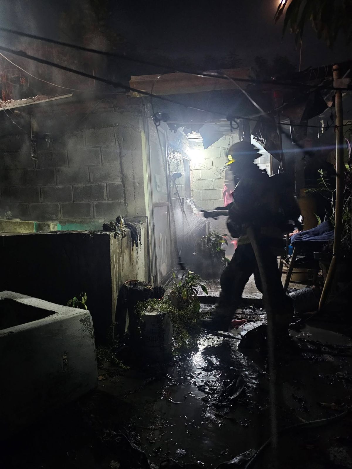 intensa jornada vivio el cuepo de bombero al inicio de este 2026