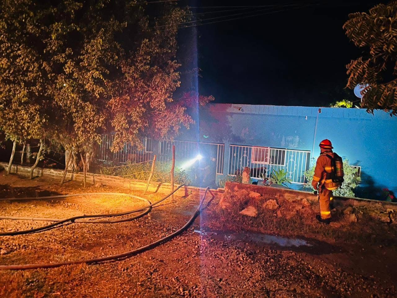 intensa jornada vivio el cuepo de bombero al inicio de este 2026