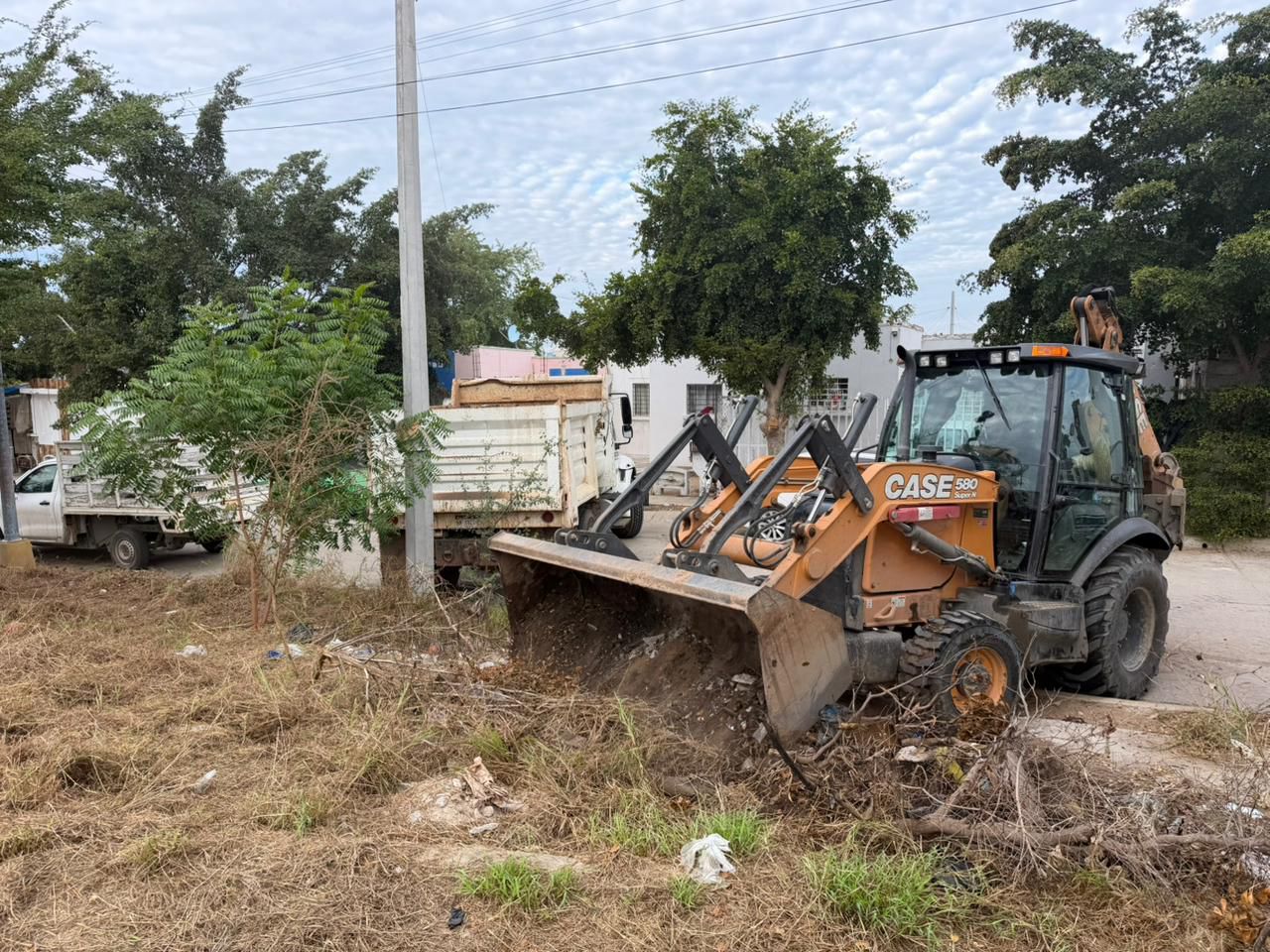Jumapam realiza jornada de limpieza en Mazatlán, Sin.