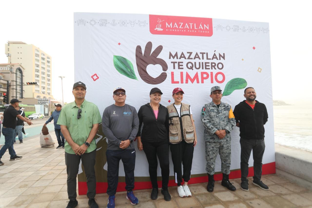jornada del programa "Mazatlán te quiero limpio" desde el Malecón