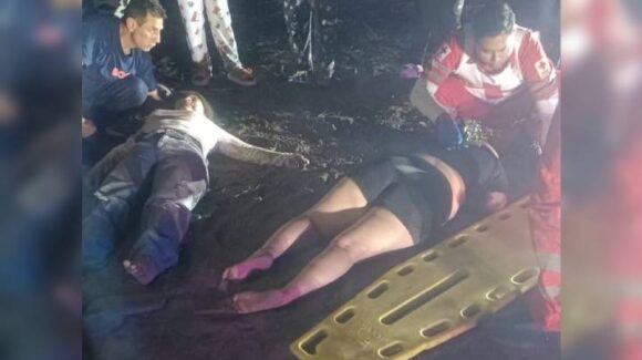Dos mujeres resultan lesionadas tras sufrir accidente en cuatrimoto en Los Cedros de Los Mochis, Sinaloa