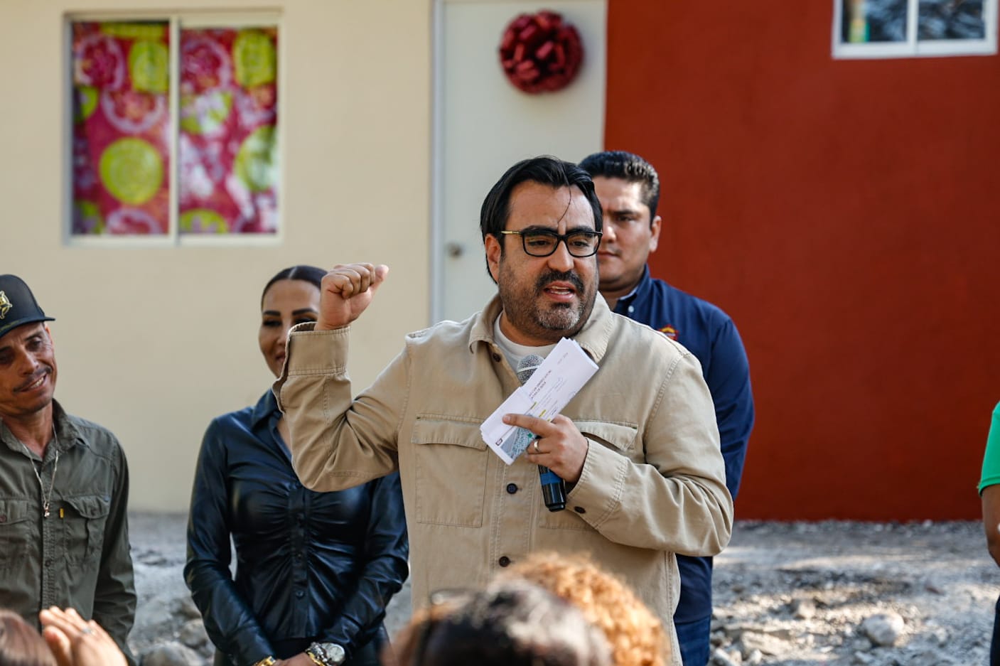 Juan de Dios Gámez inaugura obras y realiza gira por Quilá