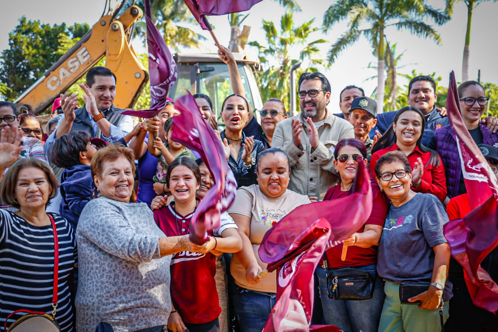 Juan de Dios Gámez inaugura obras y realiza gira por Quilá