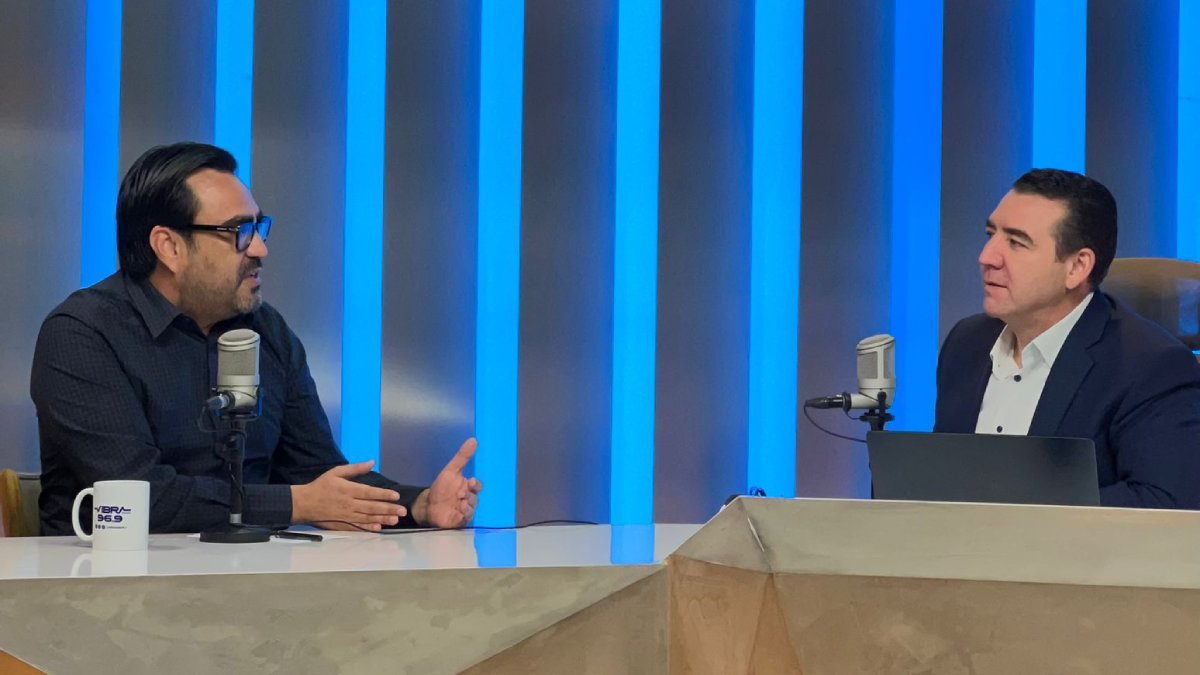 juan de dios gamez mendivil con luis alberto diaz en los noticieristas