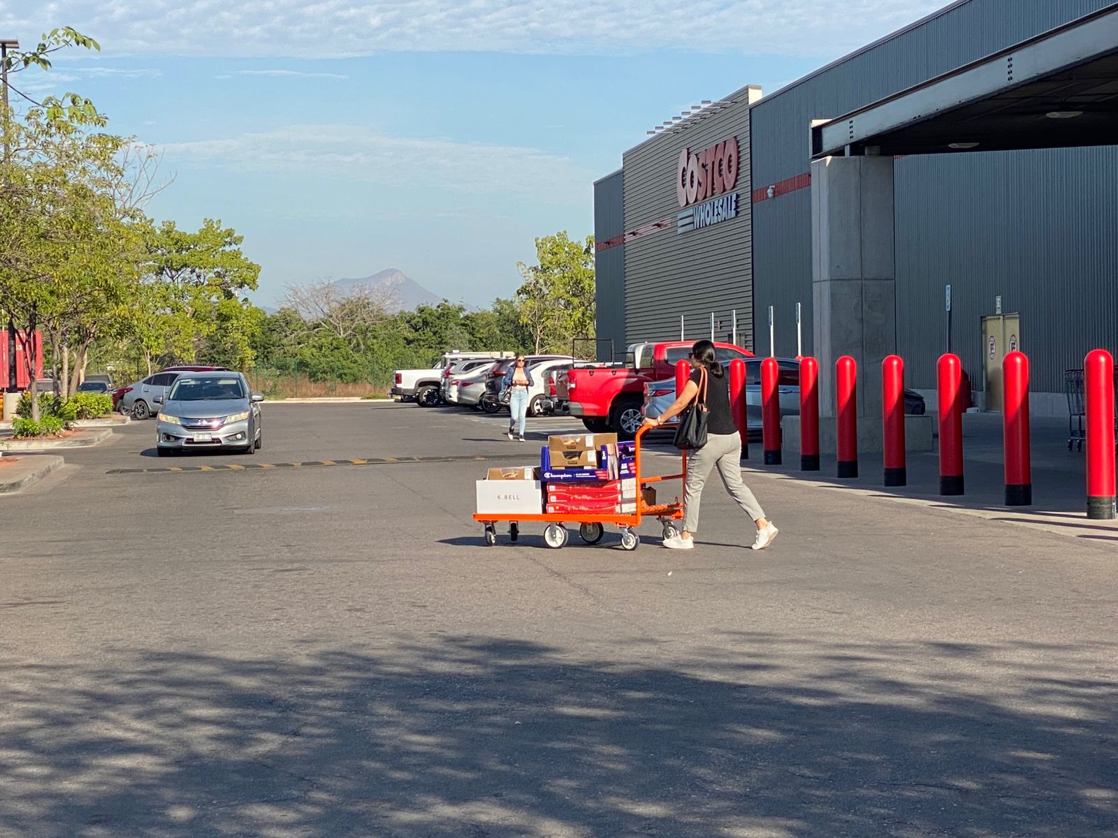 la disputa por las roscas de costco ha iniciado