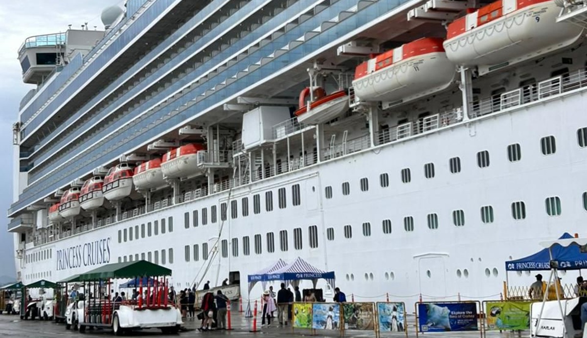 Recibe Mazatlán a otro crucero