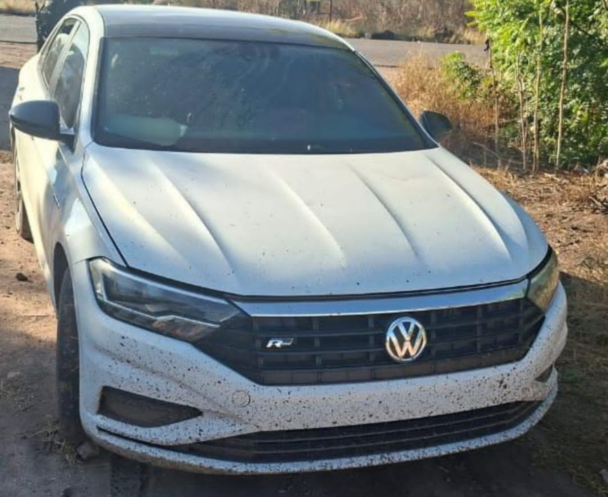 Localizan desahuesadero de vehículos con reporte de robo en Navolatillo, Eldorado